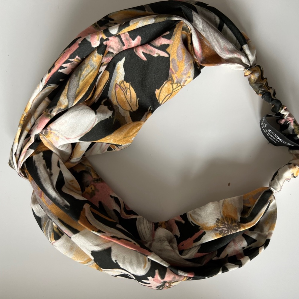 Hair accessorize Zara - New without tag